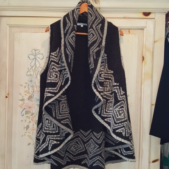 Tempo Paris Sweaters - NEW Swing Vest Italy bi level w/Pin